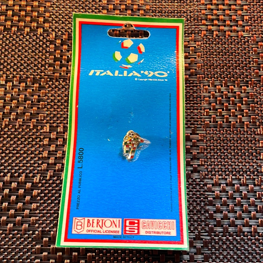 ITALIA 1990 FIFA World Cup Mascot Pin